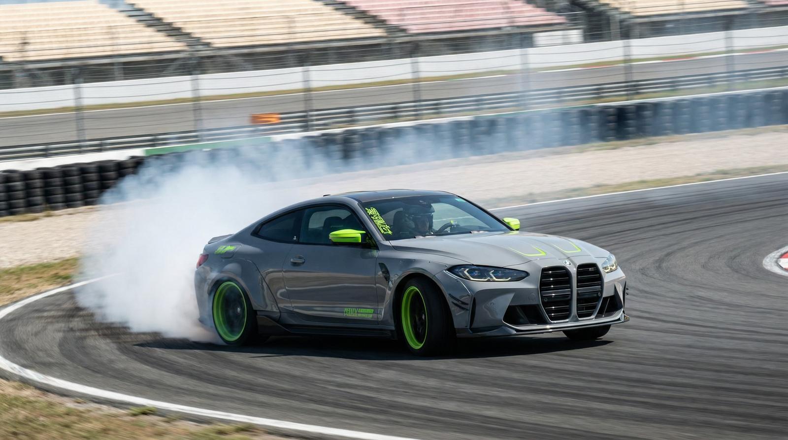 青柠视频 - 赛道漂移挑战：改装M4极限测试视频