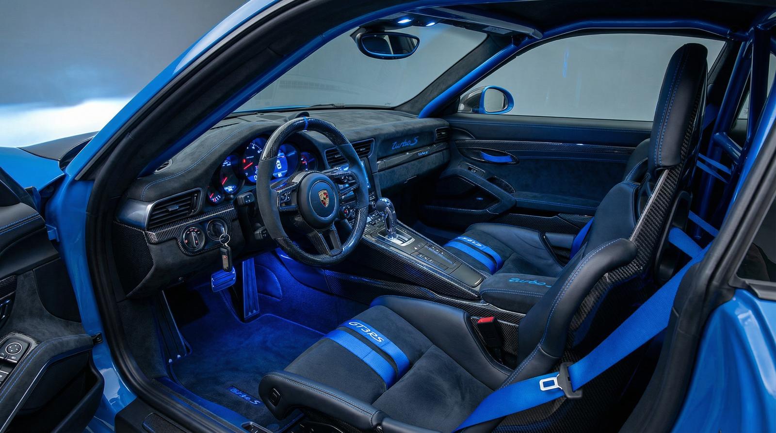 青柠视频 - 保时捷911内饰改装视频教程详解